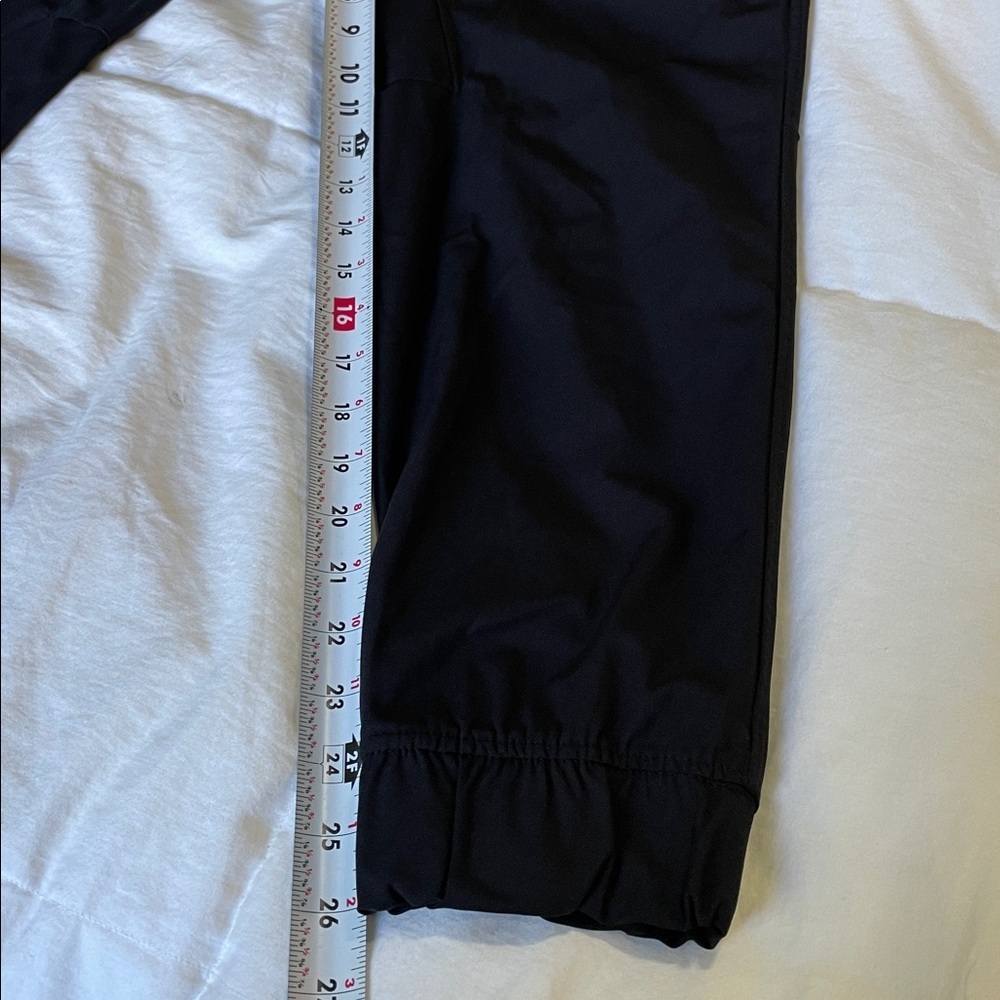 Kolby | Everywhere Tech | Lightweight |Black| Neutral | PullOn | Joggers |Size L - Picture 15 of 15